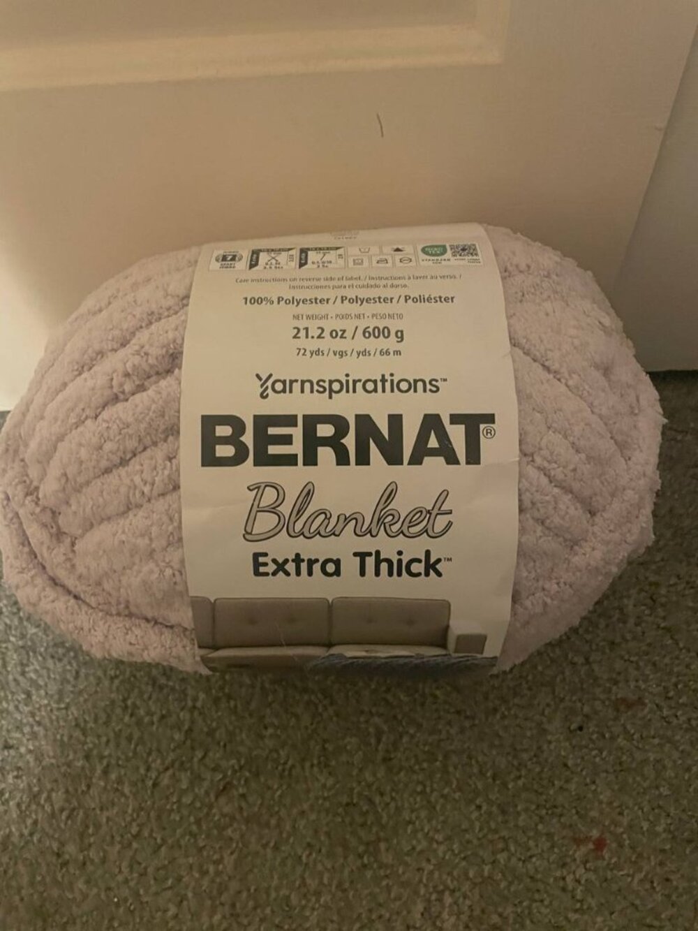 NWT Bernat Blanket Extra Thick Jumbo Yarn Lilac Smoke for Cozy Hygge Crafts